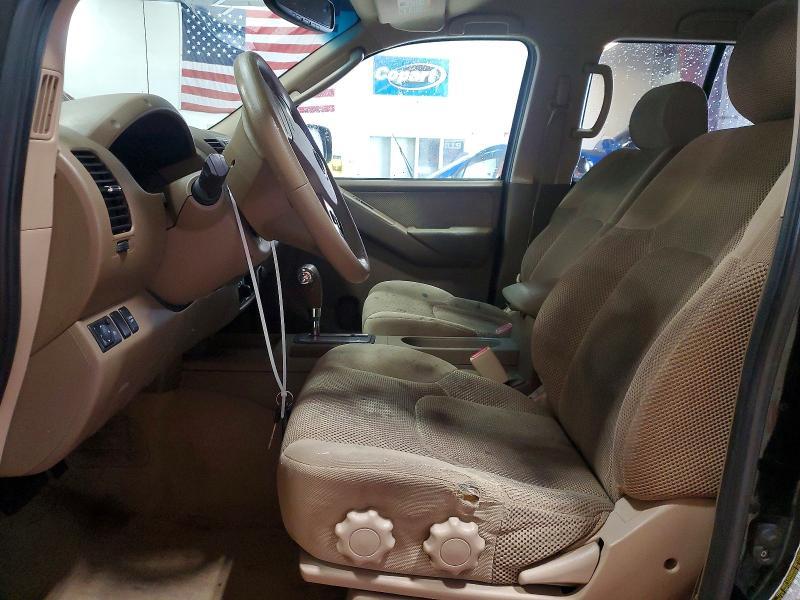 2007 Nissan Frontier Crew cab le