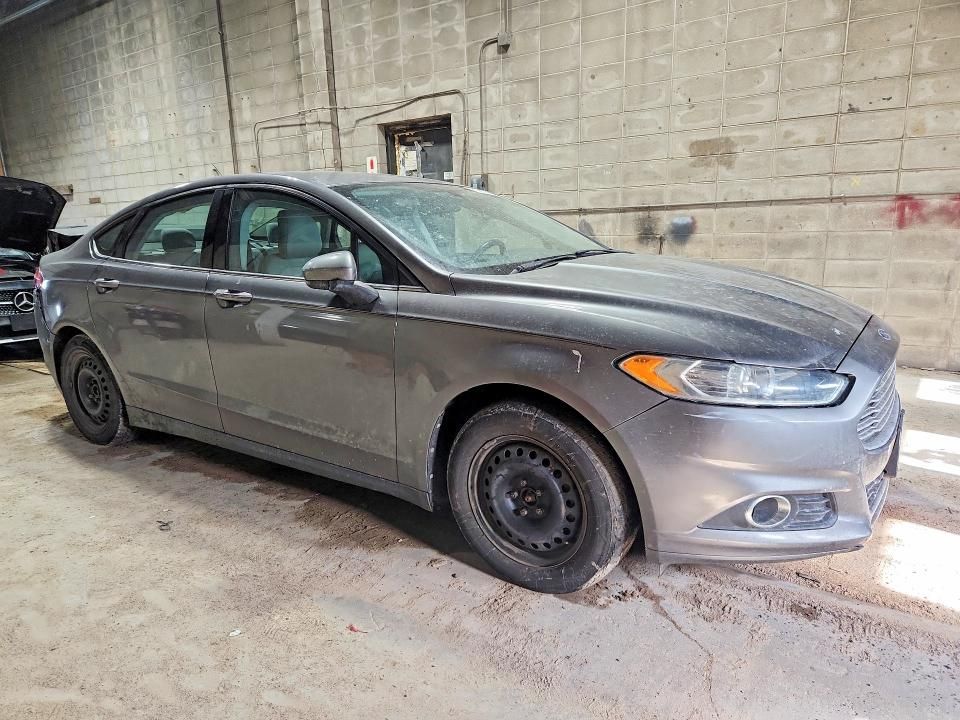 2013 Ford Fusion s