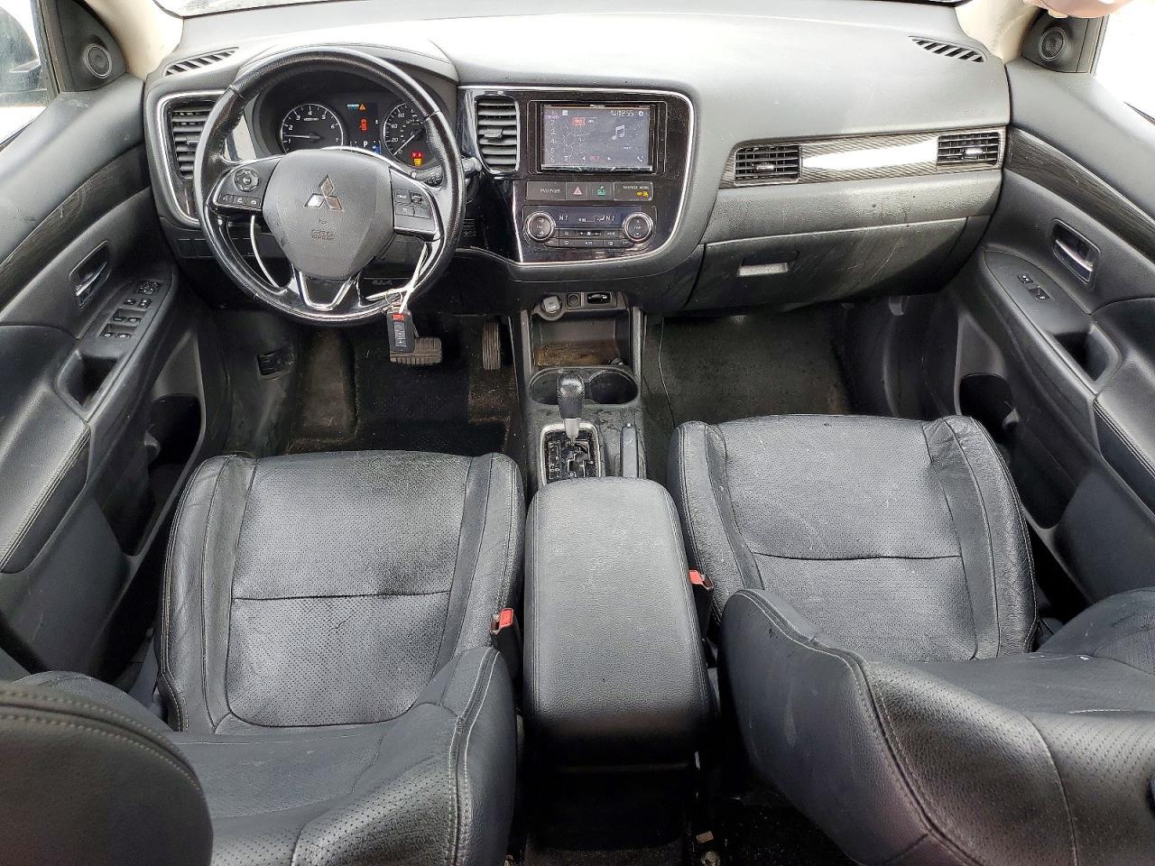 2016 Mitsubishi Outlander se