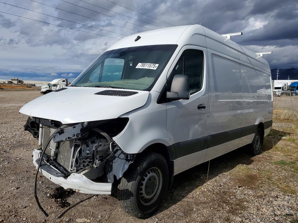 2021 Mercedes-Benz Sprinter 2-delivery van