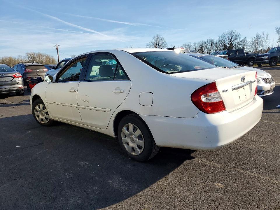 2004 Toyota Camry le