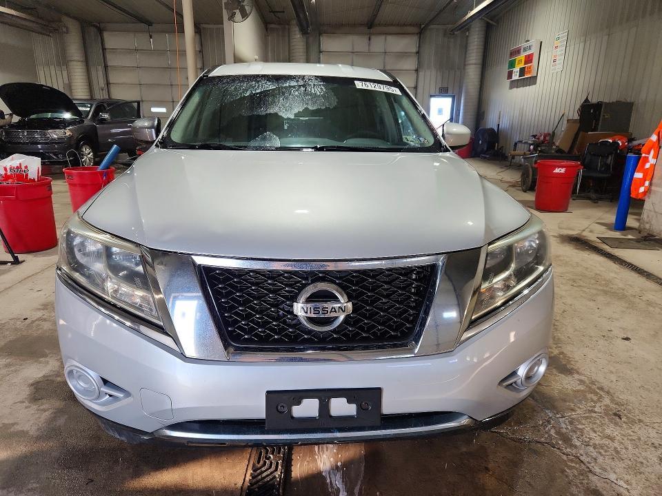 2014 Nissan Pathfinder s