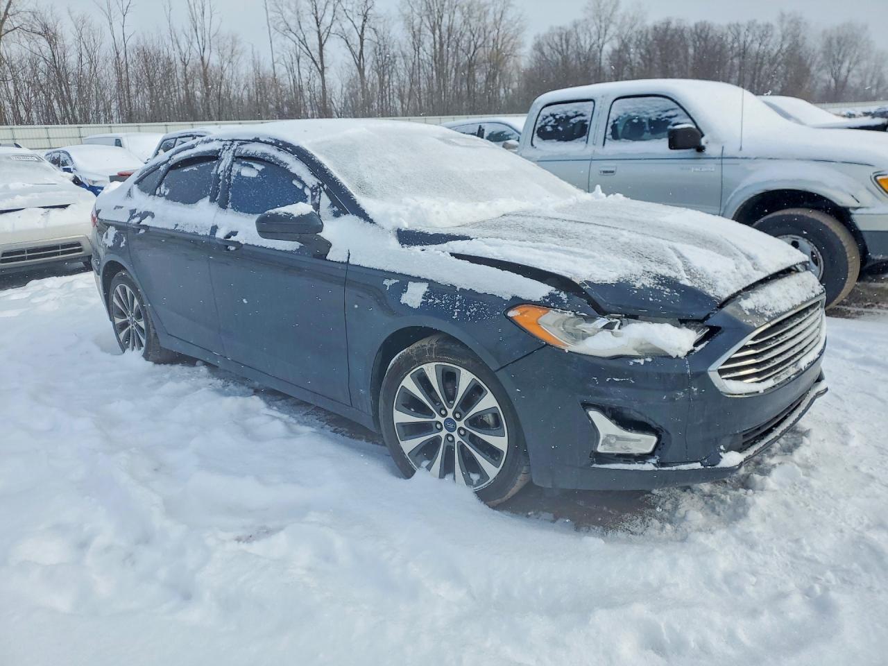2020 Ford Fusion se