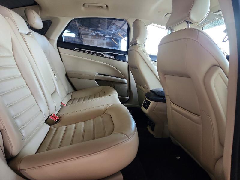 2016 Ford Fusion se Phev