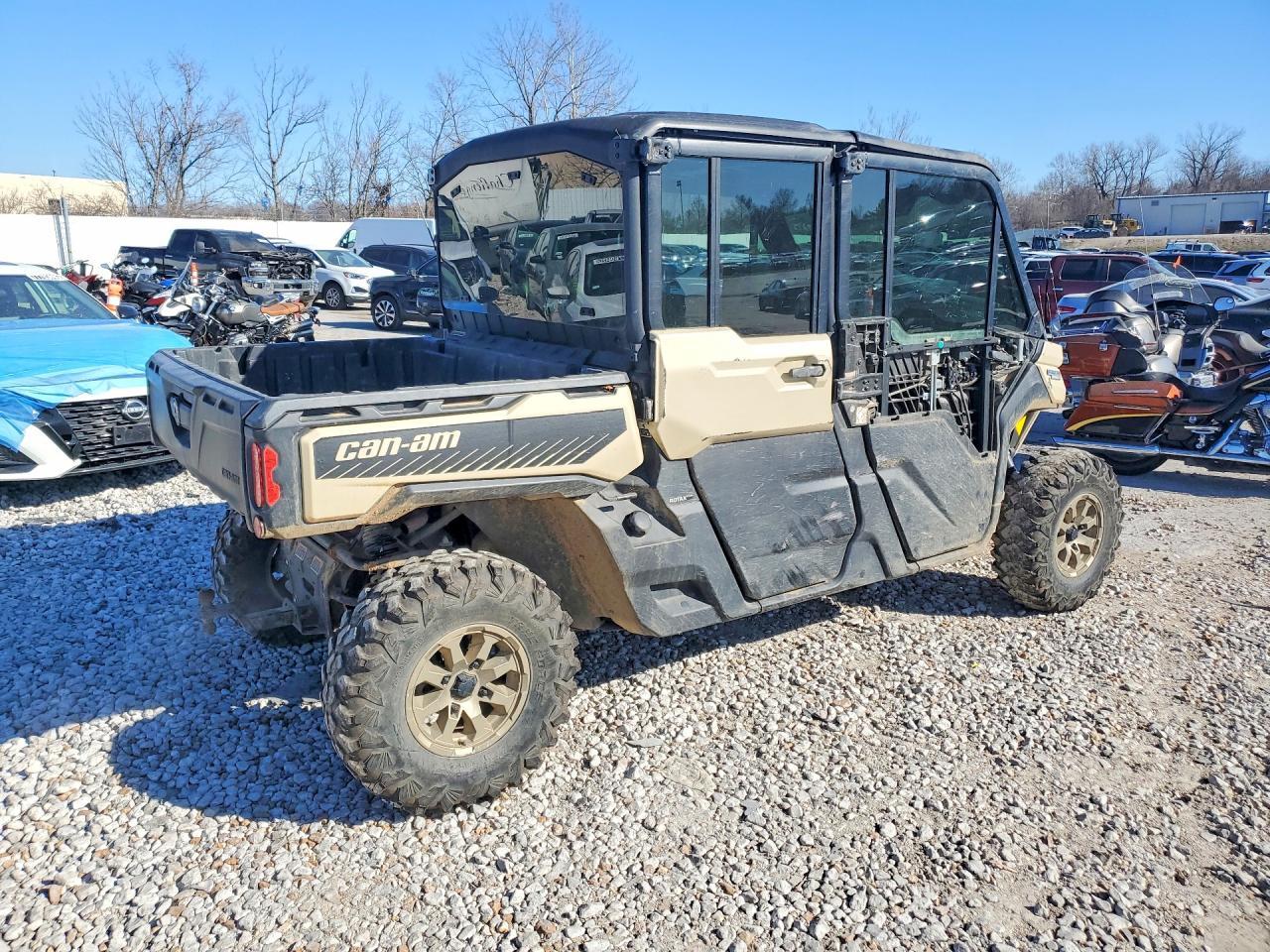 2023 Can-Am Defender Max Limited Cab HD10