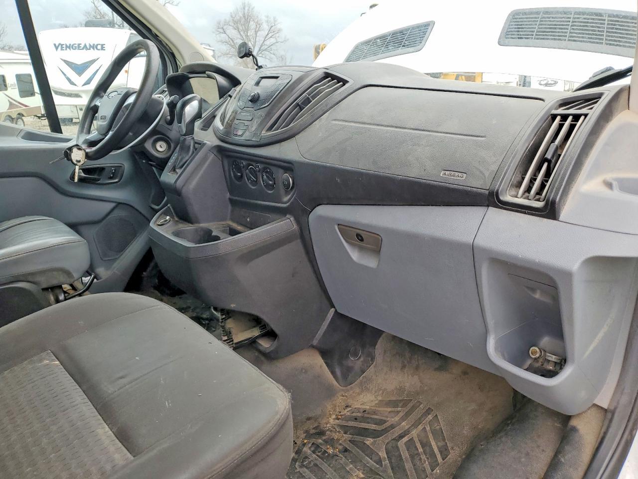 2019 Ford Transit T-250