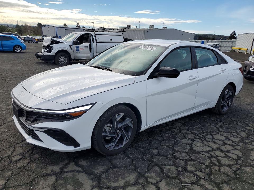 2025 Hyundai Elantra sel Sport
