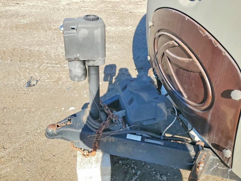 2014 Keystone Laredo