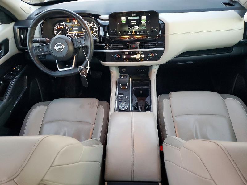 2023 Nissan Pathfinder sl