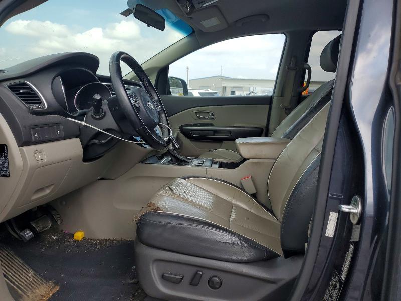 2017 KIA Sedona lx