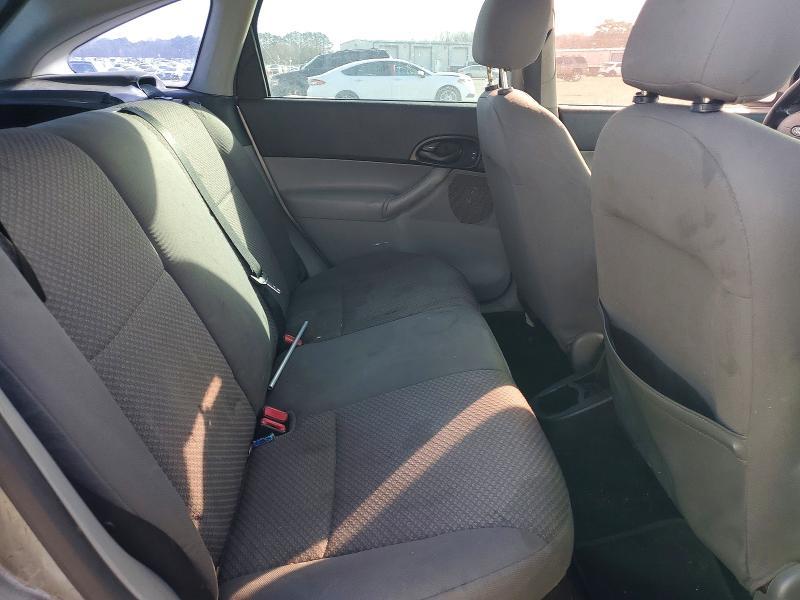 2005 Ford Focus ZX5