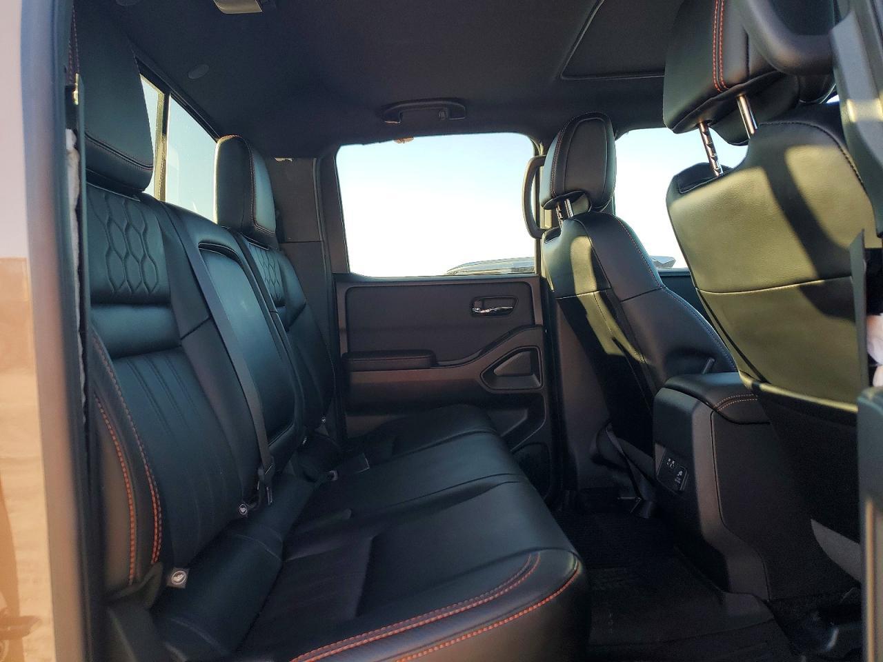 2024 Nissan Frontier s