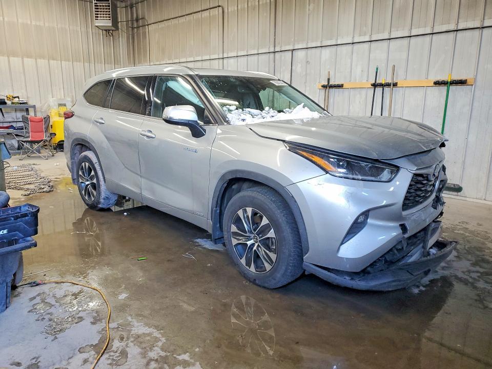 2021 Toyt Highlander