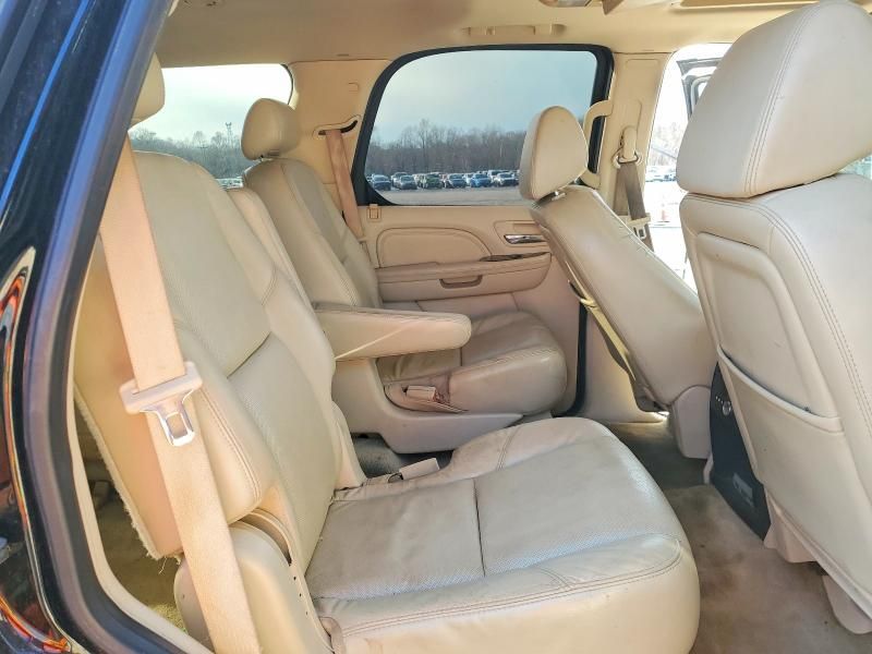 2008 Cadillac Escalade Luxury