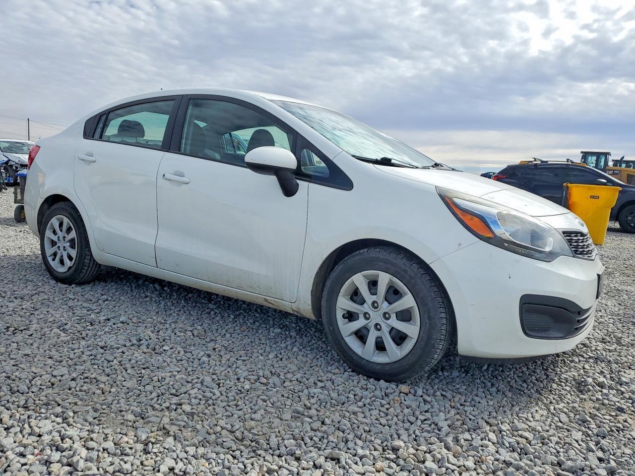 2013 KIA Rio lx