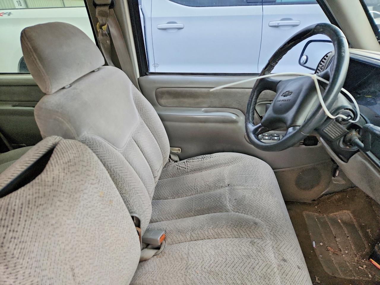1998 Chevrolet GMT-400 C3500