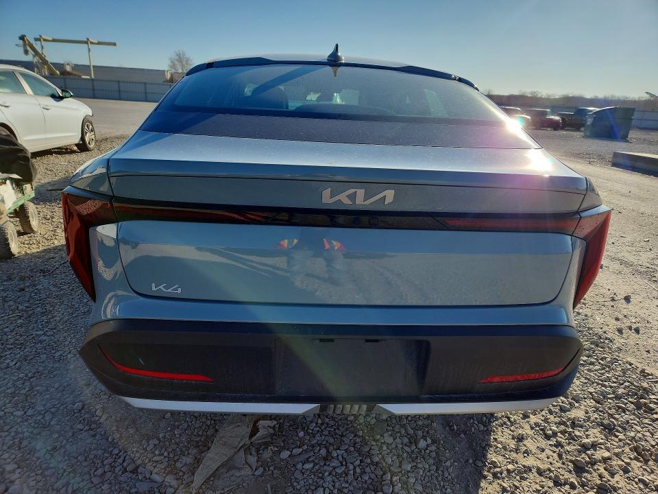 2025 KIA K4 lxs