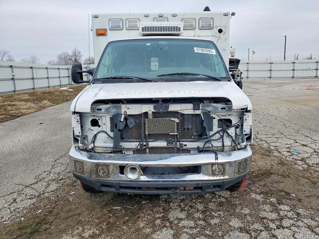 2019 Ford Econoline E450 Super Duty Cutaway Van