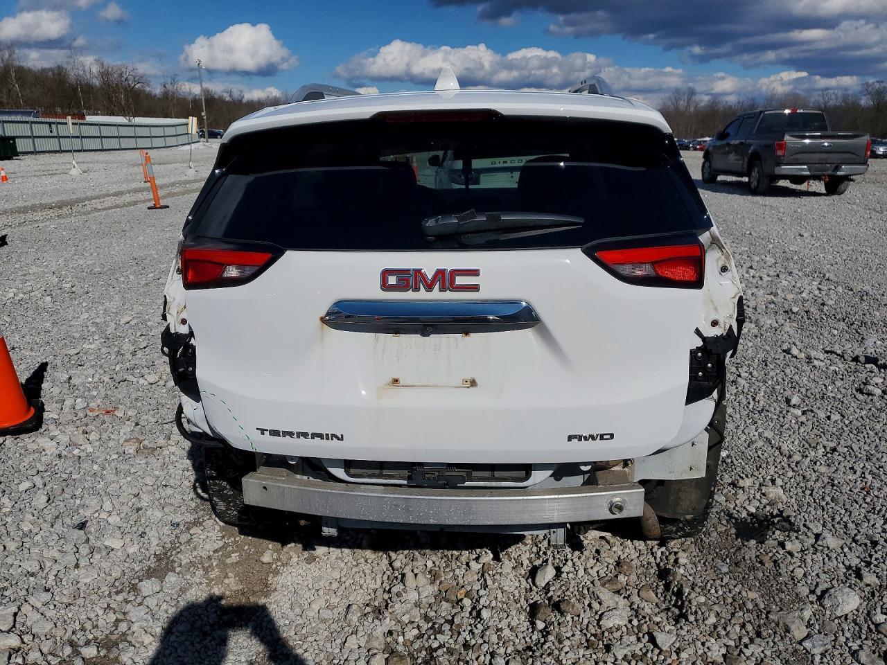 2020 GMC Terrain slt