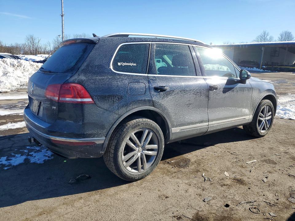 2016 Volkswagen Touareg Sport