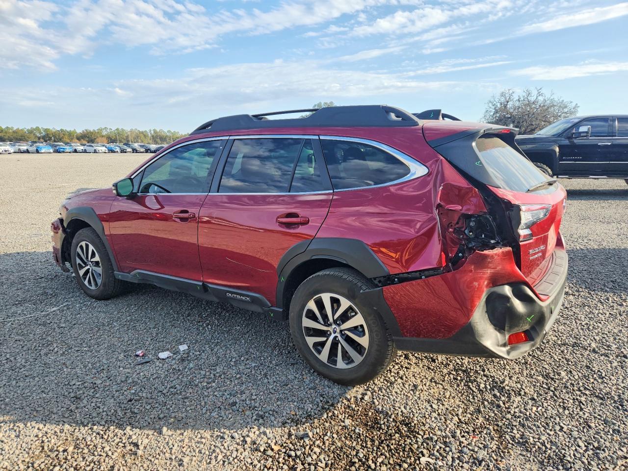 2025 Subaru Outback Premium