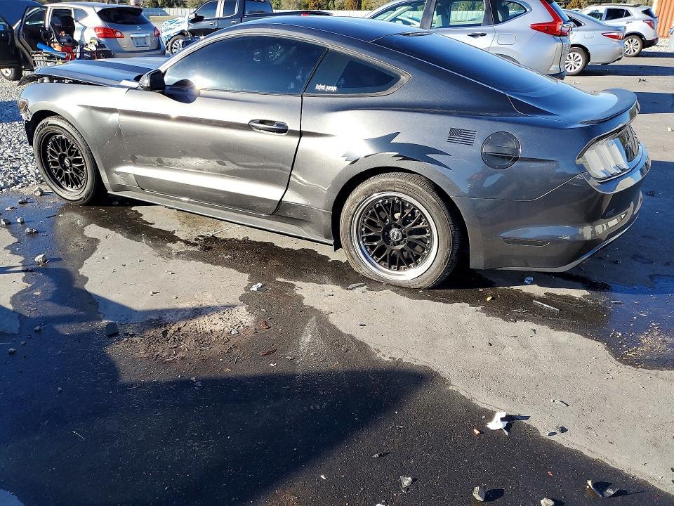 2015 Ford Mustang