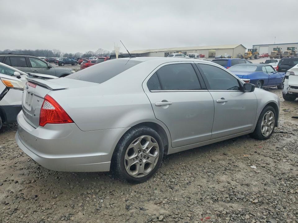 2011 Ford Fusion se