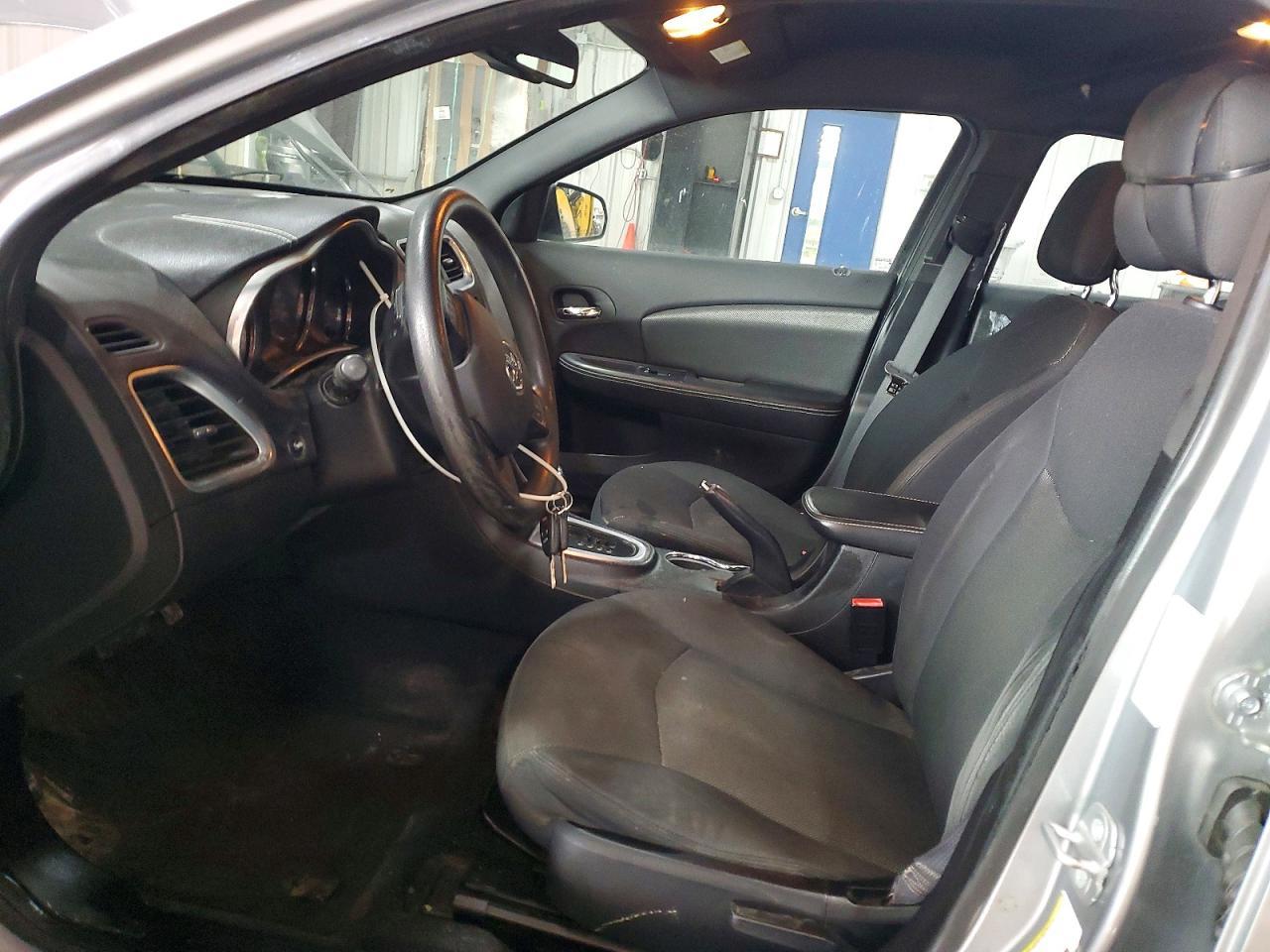 2014 Dodge Avenger se