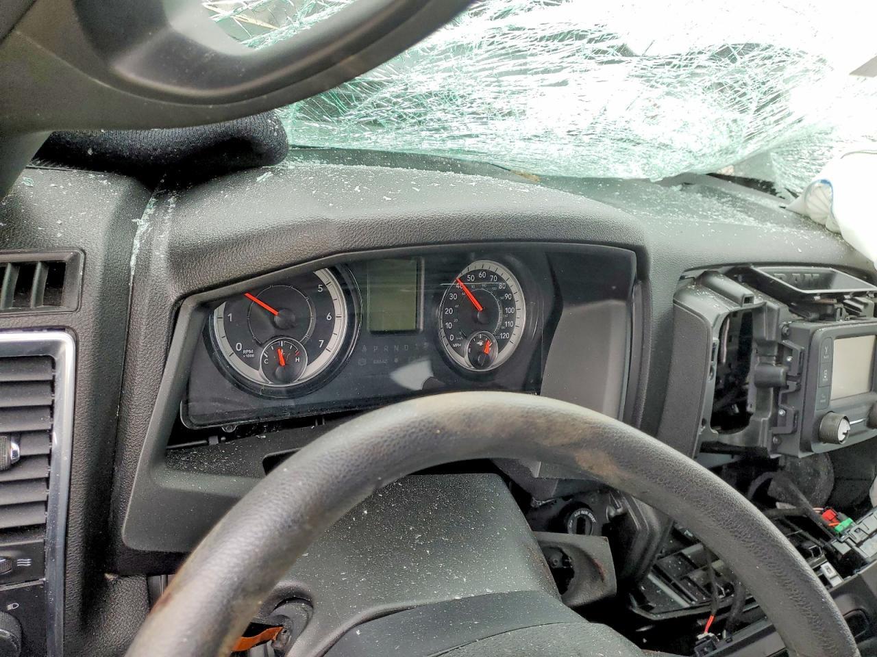 2024 Dodge Ram 1500 Classic slt