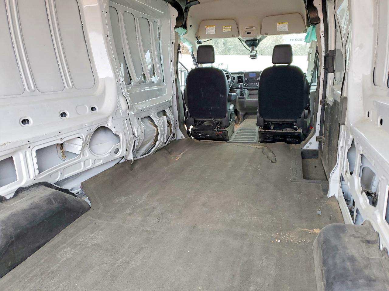 2025 Ford Transit T-250