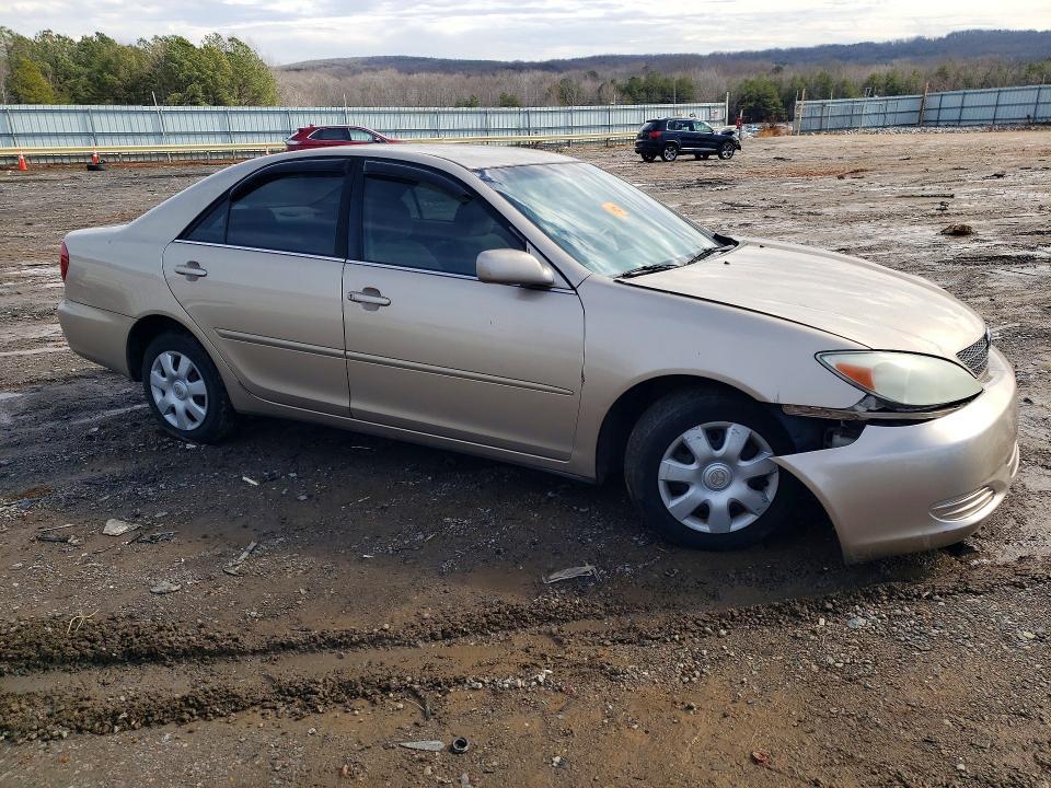 2002 Toyota Camry le