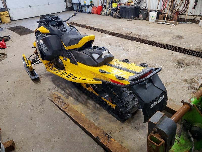 2024 Skidoo 2024 Skidoo Mxzrs
