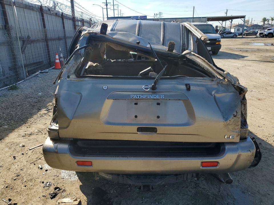2003 Nissan Pathfinder se
