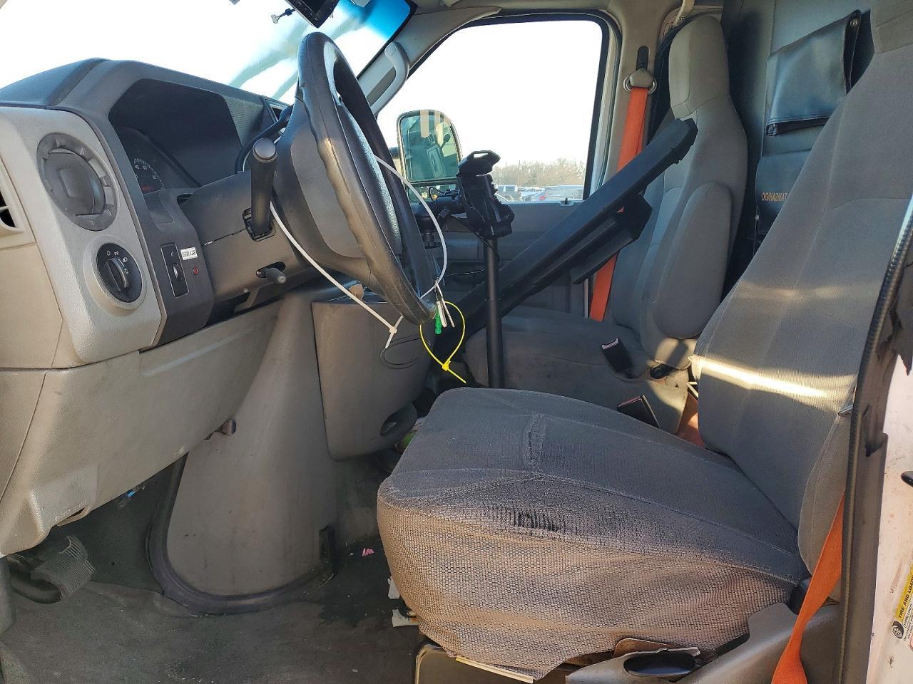 2010 Ford Econoline E150 Van