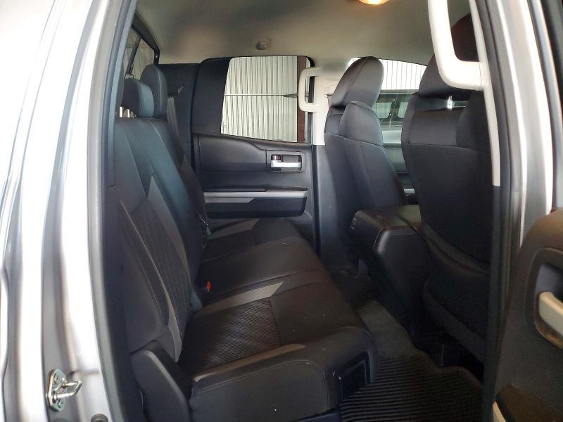 2017 Toyota Tundra Double cab sr