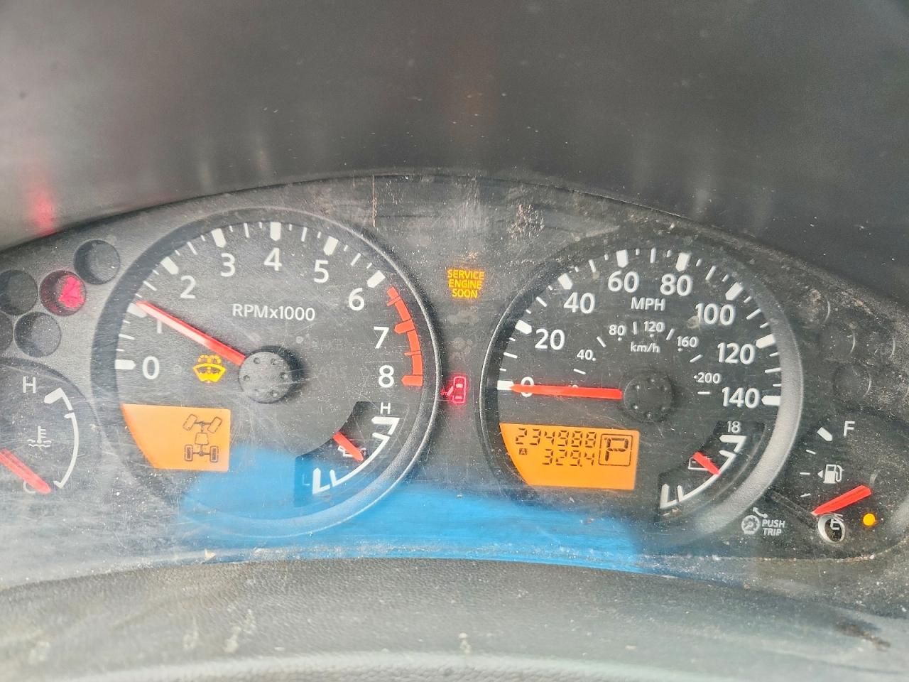 2006 Nissan Frontier Crew cab le