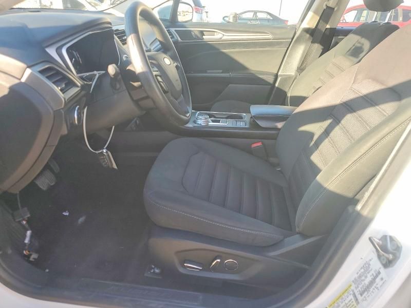 2018 Ford Fusion se Hybrid