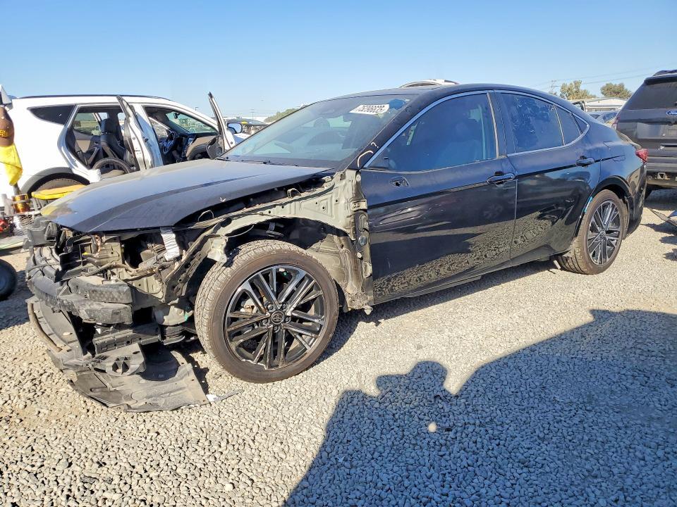 2025 Toyota Camry xle