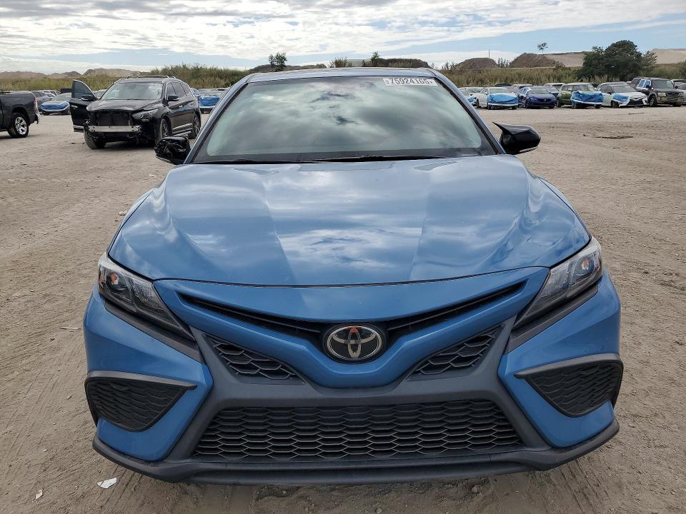 2023 Toyota Camry se Night Shade