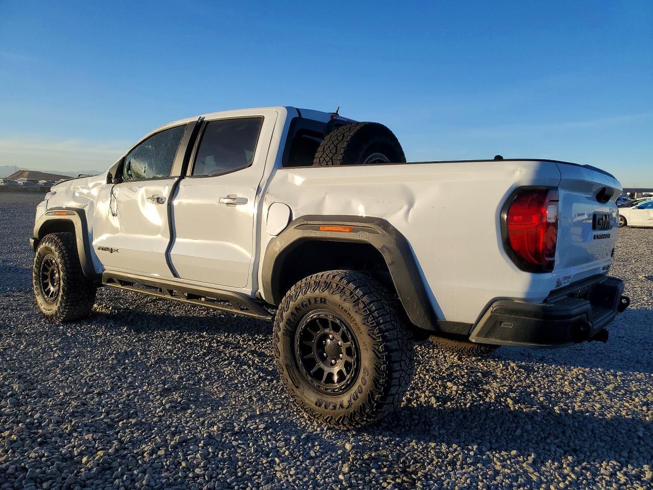 2024 GMC Canyon At4x