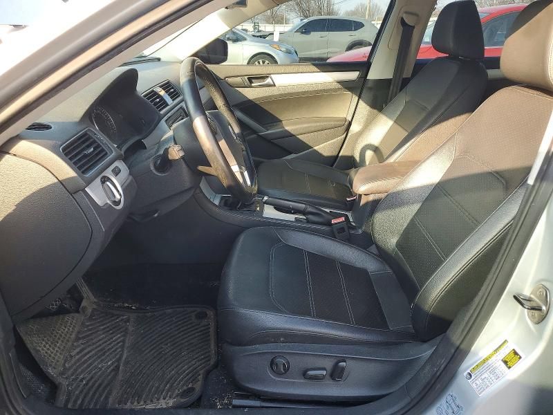 2013 Volkswagen Passat se