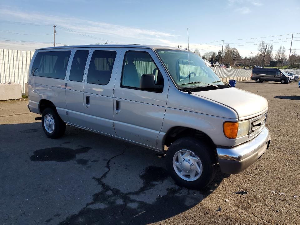 2006 Ford Econoline E350 Super Duty Wagon
