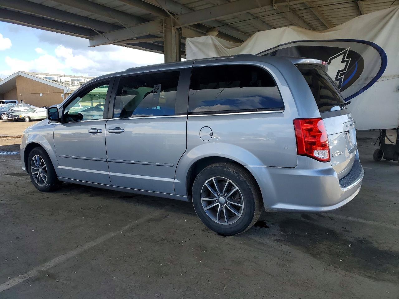 2017 Dodge Grand Caravan sxt