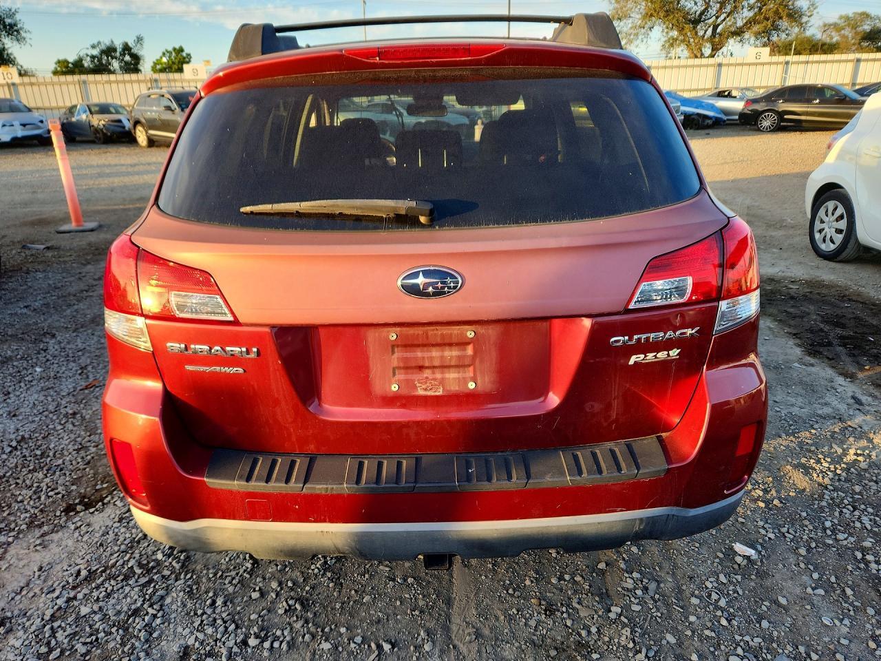2013 Subaru Outback 2.5i Premium