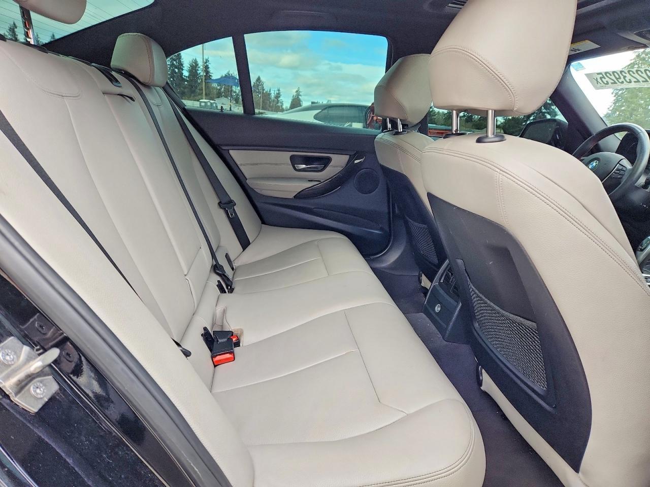 2013 BMW 328 i Sulev