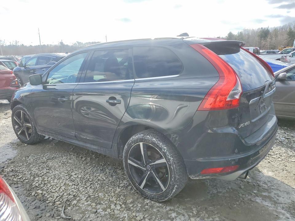 2015 Volvo Xc60 T6 R-design Platinum