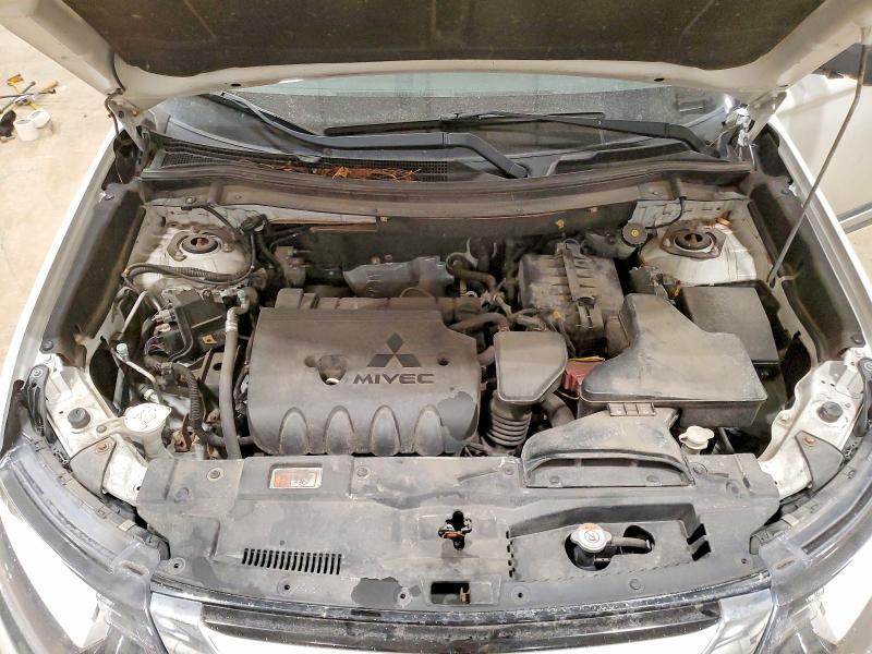 2016 Mitsubishi Outlander es