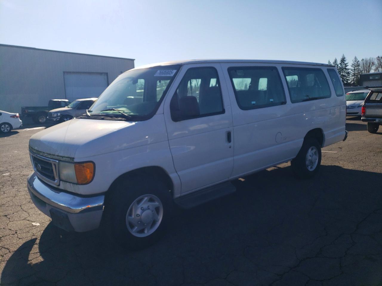 2003 Ford Econoline E350 Super Duty Wagon