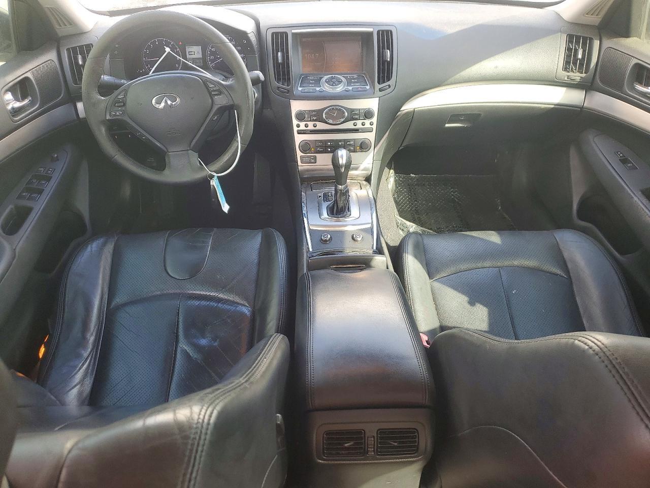 2015 Infiniti Q40