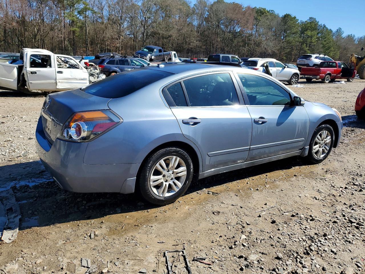 2012 Nissan Altima Base